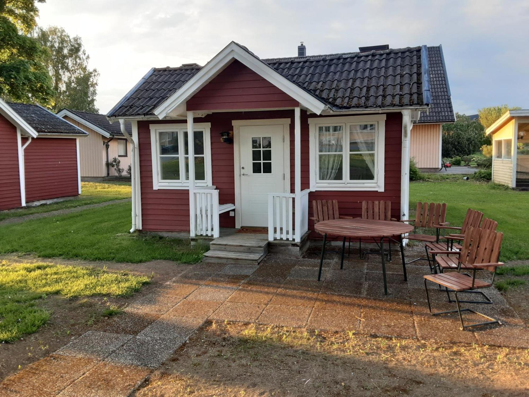 Smalandsgarden Hotel Granna Bagian luar foto