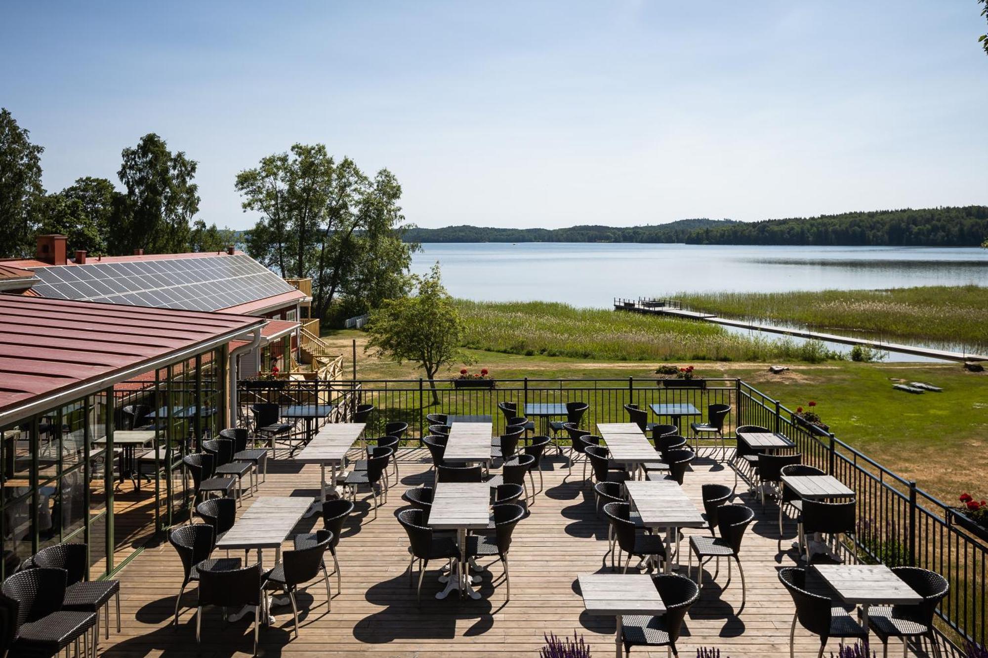 Smalandsgarden Hotel Granna Bagian luar foto